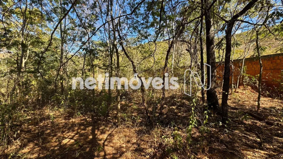 Lote para Venda com área de 3276 m² no bairro Ibituruna