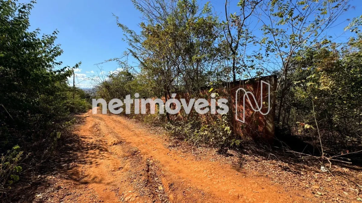 Lote para Venda com área de 3276 m² no bairro Ibituruna