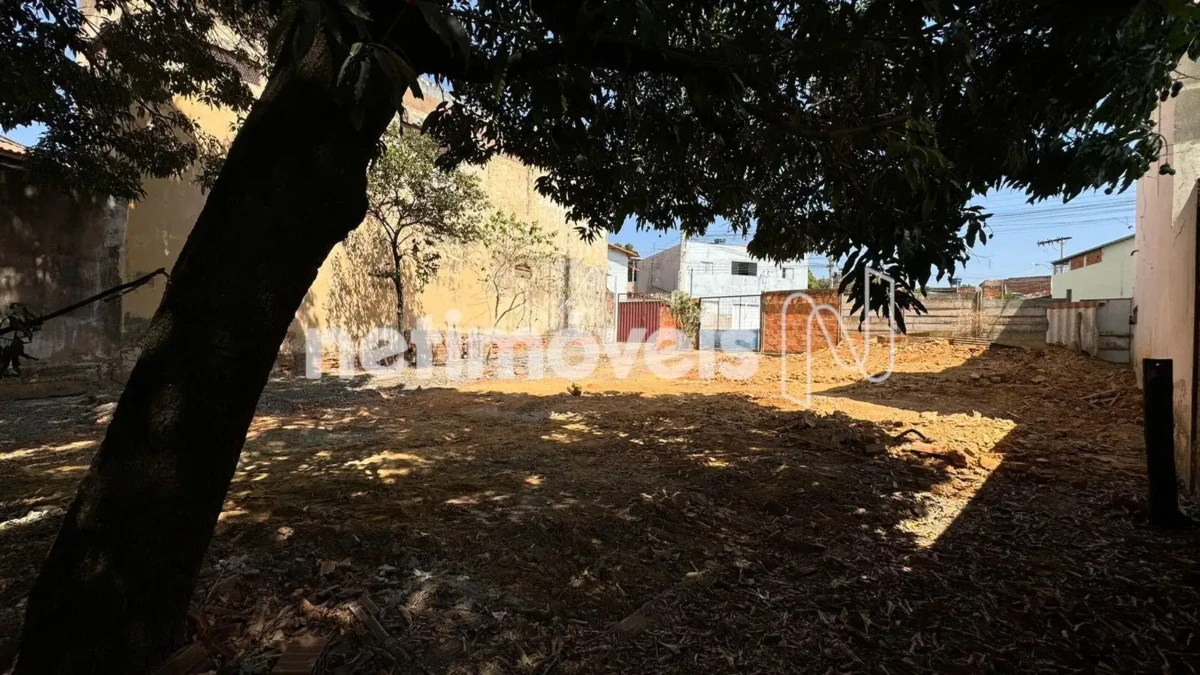 Lote para Venda com área de 834.47 m² no bairro Morrinhos