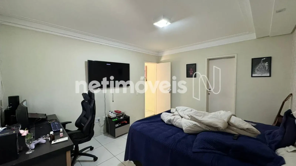 Apartamento para Venda com 4 quartos no bairro Centro