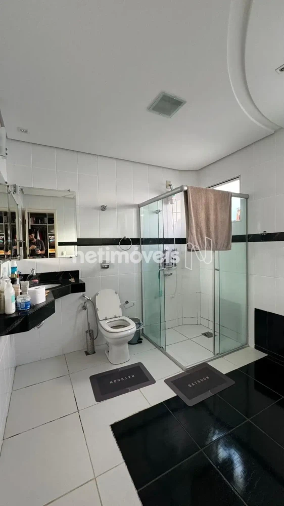 Apartamento para Venda com 4 quartos no bairro Centro