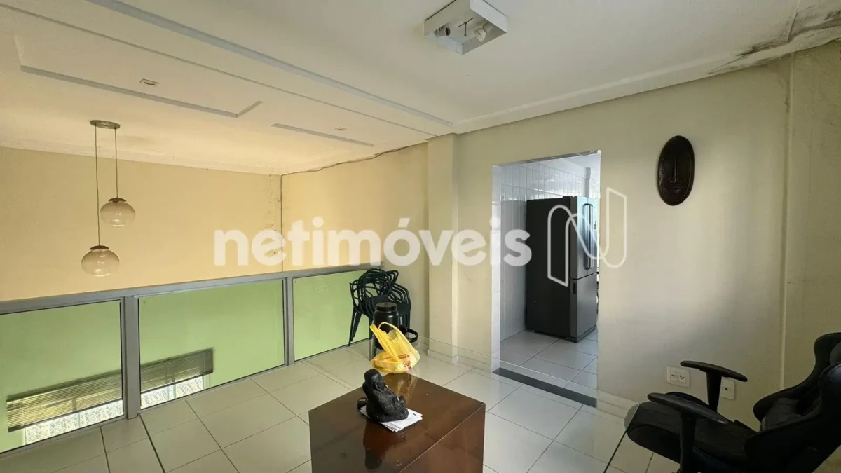 Apartamento para Venda com 4 quartos no bairro Centro