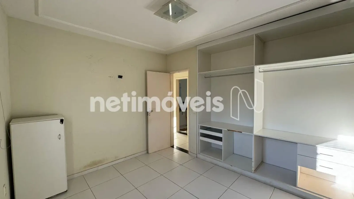 Apartamento para Venda com 4 quartos no bairro Centro