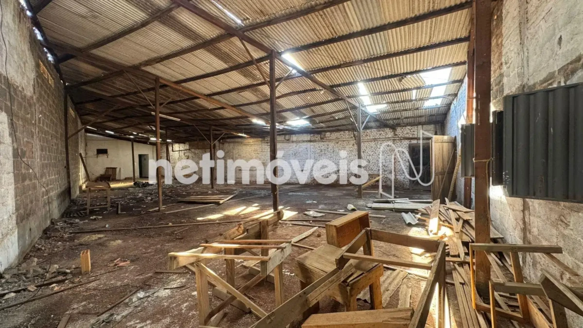 Lote para Venda com área de 1826 m² no bairro Centro
