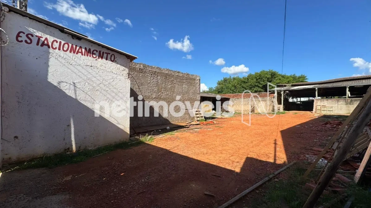 Lote para Venda com área de 1826 m² no bairro Centro