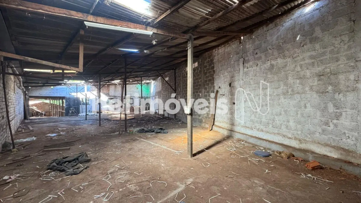 Lote para Venda com área de 1826 m² no bairro Centro