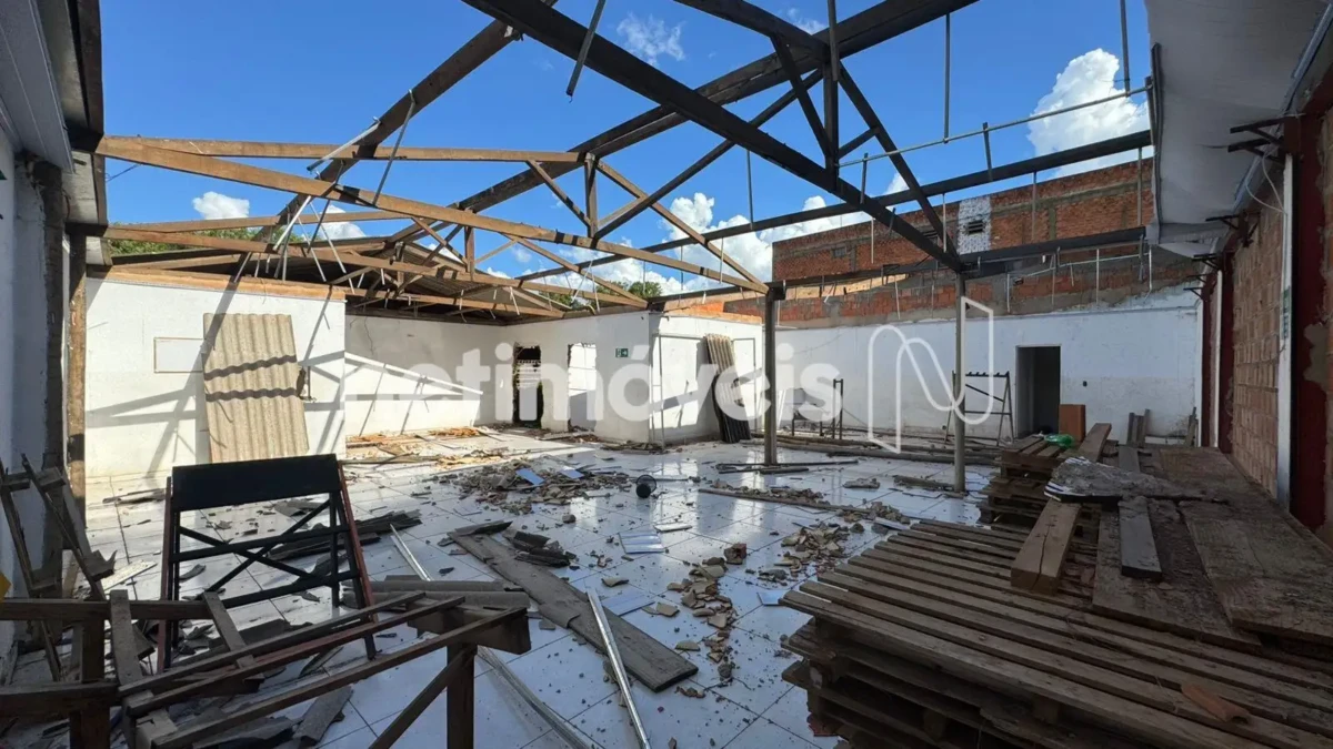 Lote para Venda com área de 1826 m² no bairro Centro