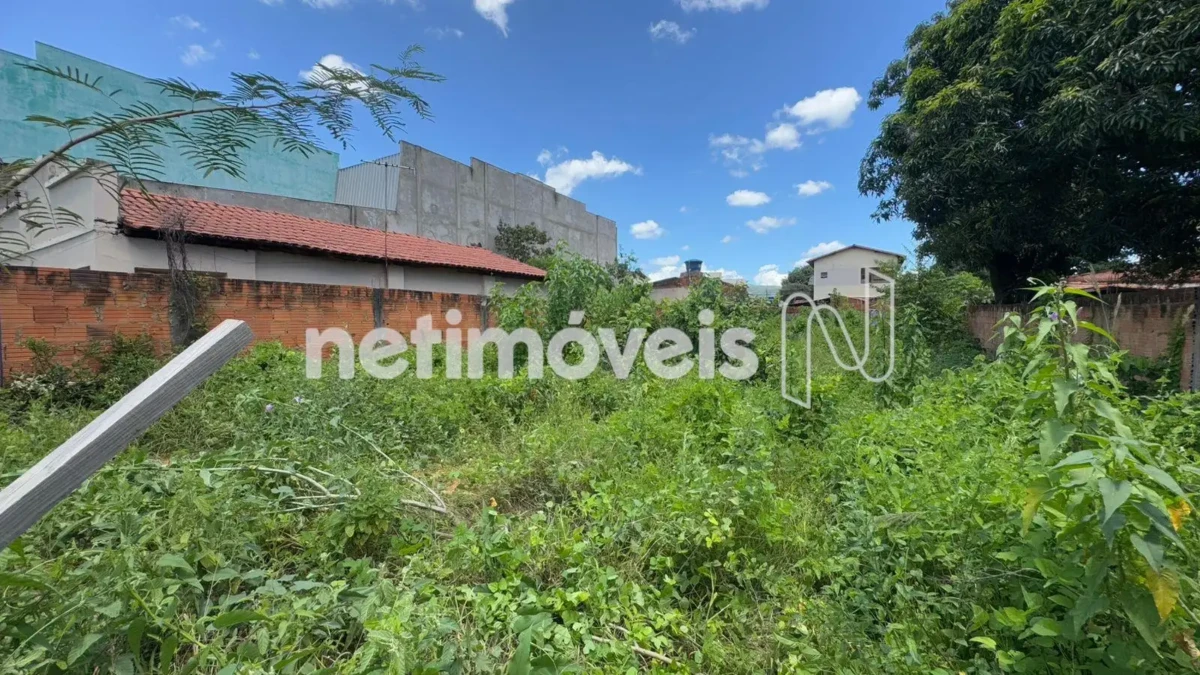 Lote para Venda com área de 460 m² no bairro Major Prates