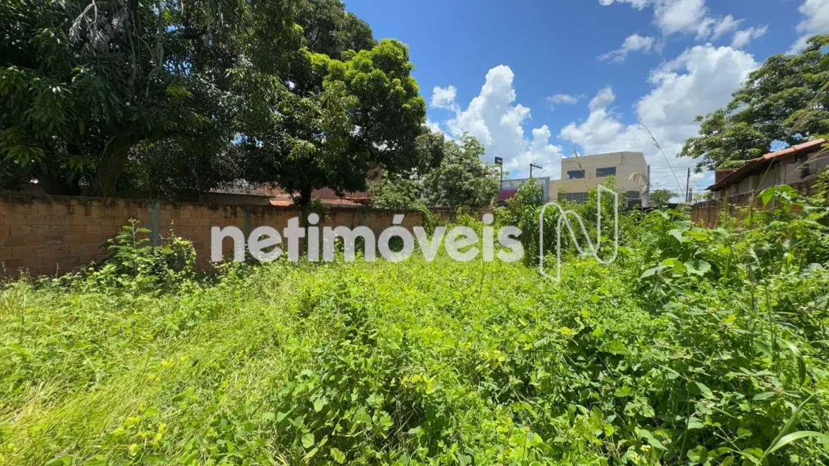 Lote para Venda com área de 460 m² no bairro Major Prates