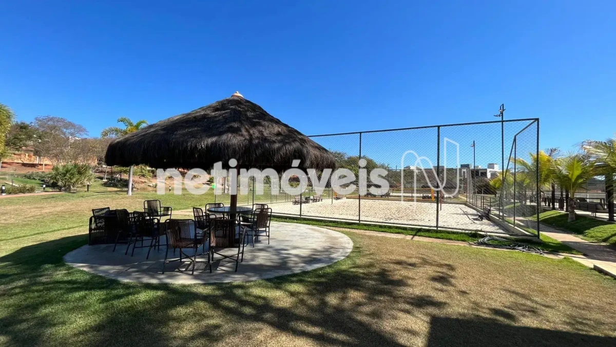 Lote para Venda com área de 693 m² no bairro Gran Royalle Pirâmide