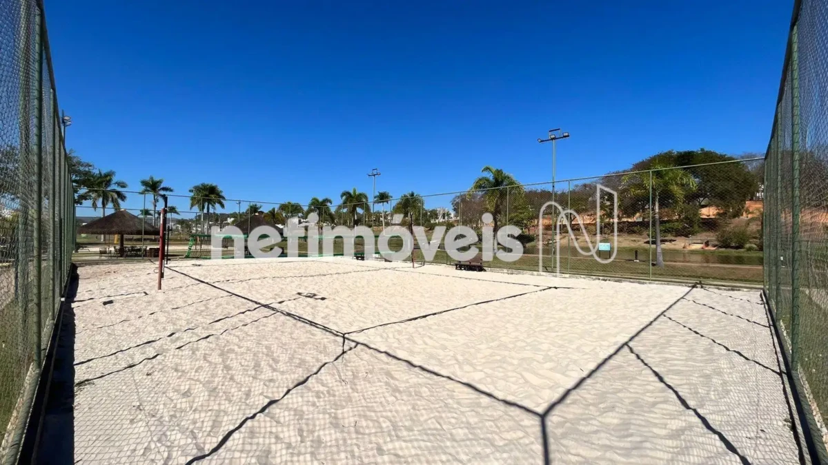 Lote para Venda com área de 693 m² no bairro Gran Royalle Pirâmide
