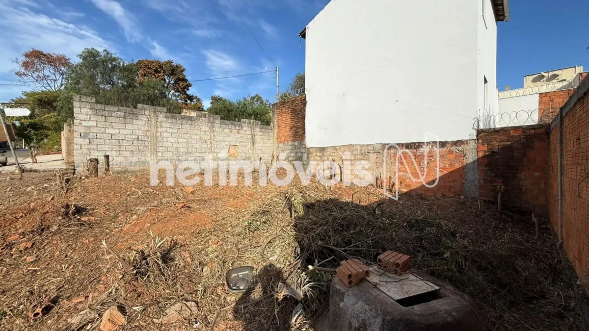 Lote para Venda com área de 114 m² no bairro Morada da Serra