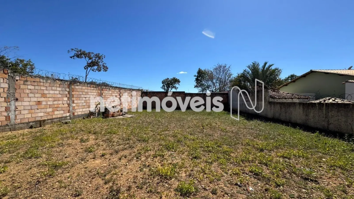 Lote para Venda com área de 338 m² no bairro Jaraguá