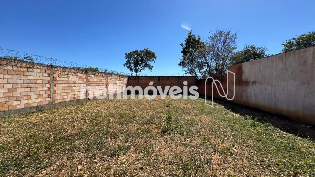 Lote para Venda com área de 242 m² no bairro Jaraguá I