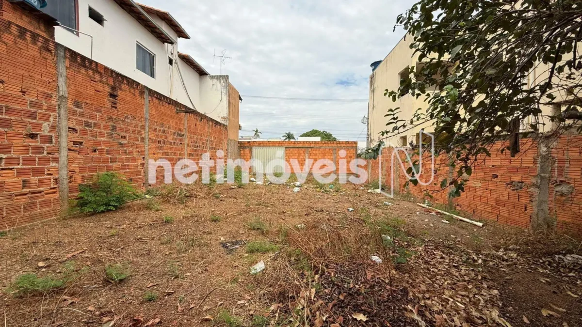 Lote para Venda com área de 200 m² no bairro Planalto