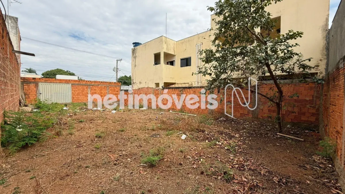 Lote para Venda com área de 200 m² no bairro Planalto