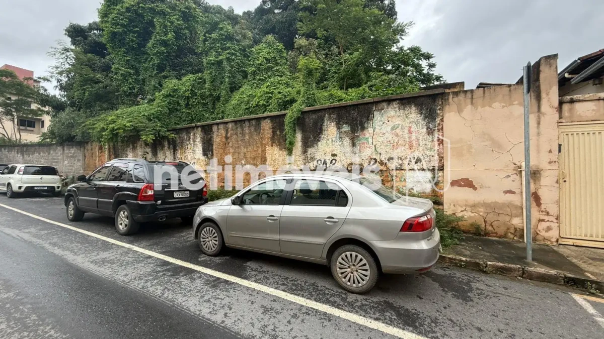 Lote para Venda com área de 714 m² no bairro Centro