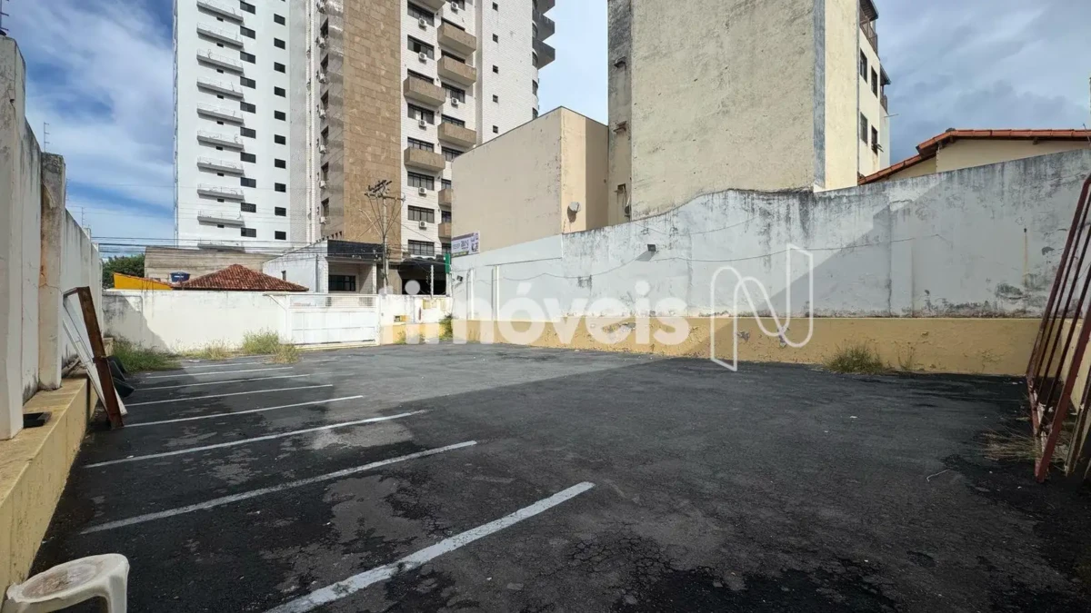Lote para Venda com área de 375 m² no bairro Centro