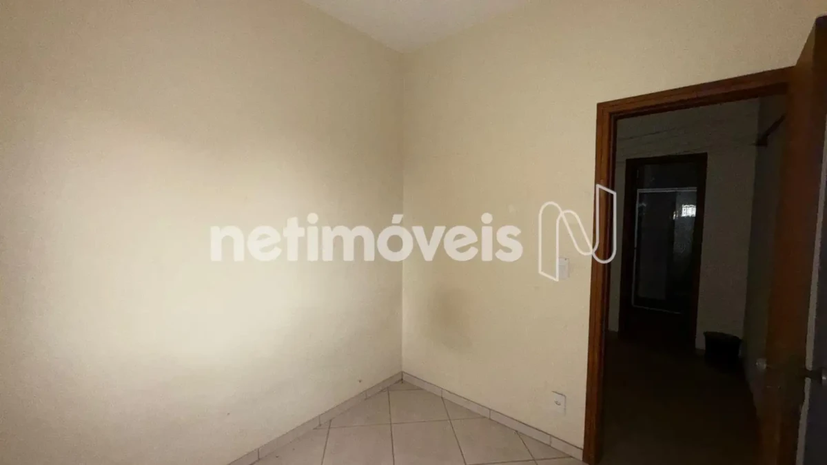 Prédio para Venda com 5 salas no bairro Centro em Montes Claros
