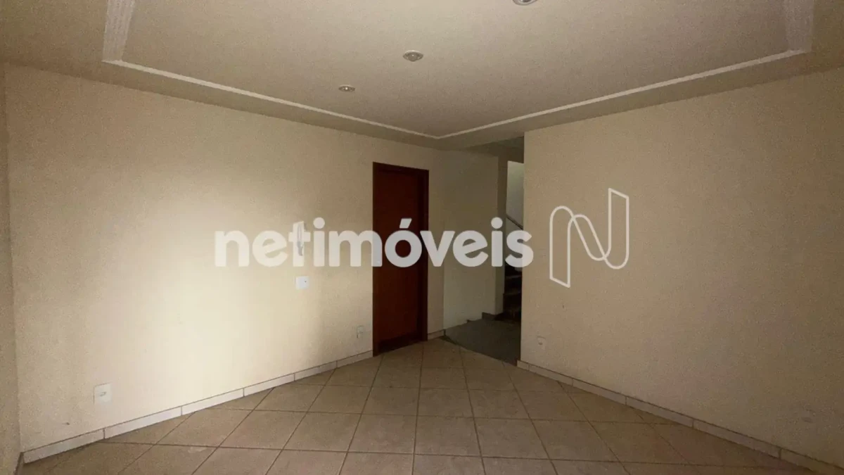 Prédio para Venda com 5 salas no bairro Centro em Montes Claros