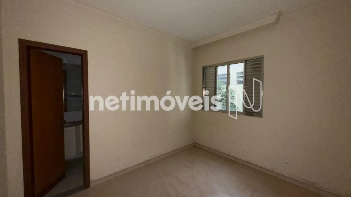 Prédio para Venda com 5 salas no bairro Centro em Montes Claros