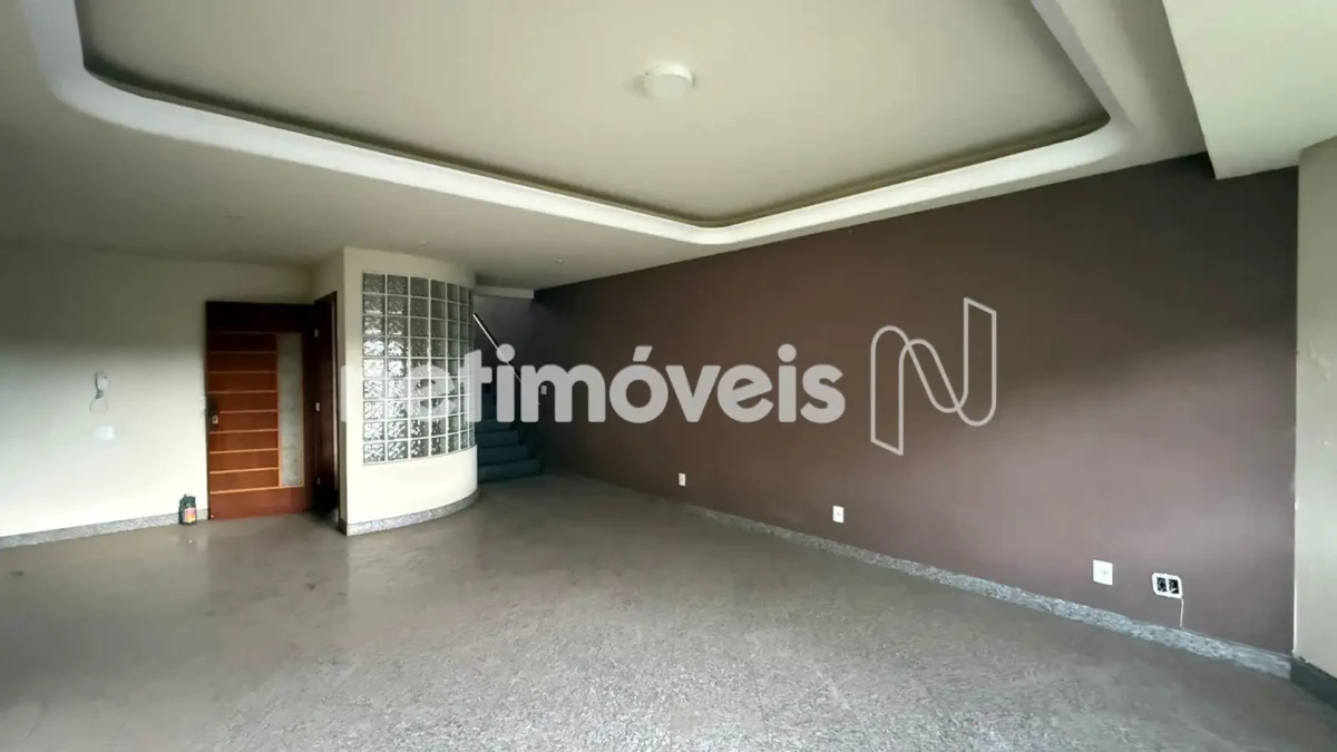 Prédio para Venda com 5 salas no bairro Centro em Montes Claros
