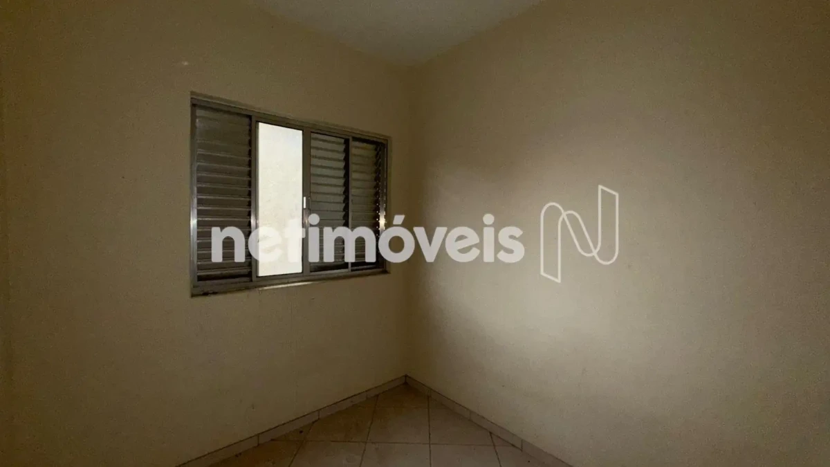 Prédio para Venda com 5 salas no bairro Centro em Montes Claros
