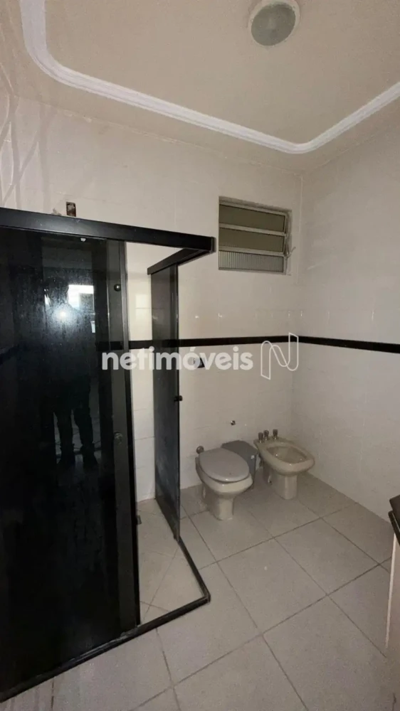 Prédio para Venda com 5 salas no bairro Centro em Montes Claros
