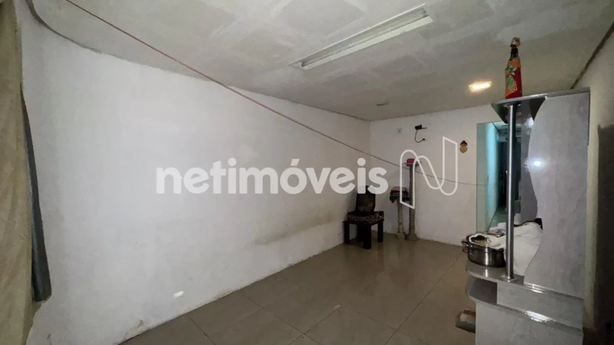 Ponto Comercial para Venda de área principal de 193.36 m² no bairro Centro