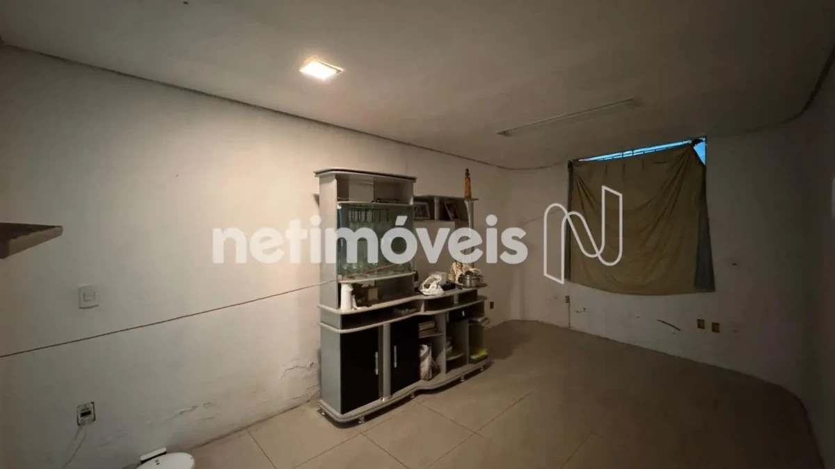 Ponto Comercial para Venda de área principal de 193.36 m² no bairro Centro