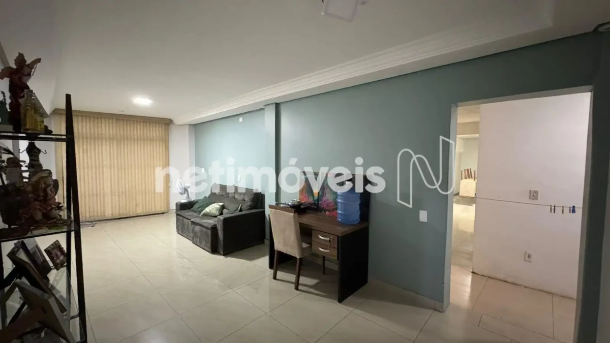 Ponto Comercial para Venda de área principal de 193.36 m² no bairro Centro