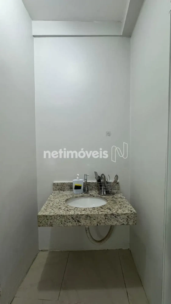 Ponto Comercial para Venda de área principal de 193.36 m² no bairro Centro