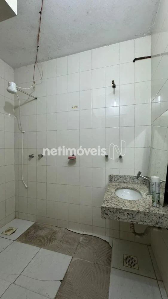 Ponto Comercial para Venda de área principal de 193.36 m² no bairro Centro
