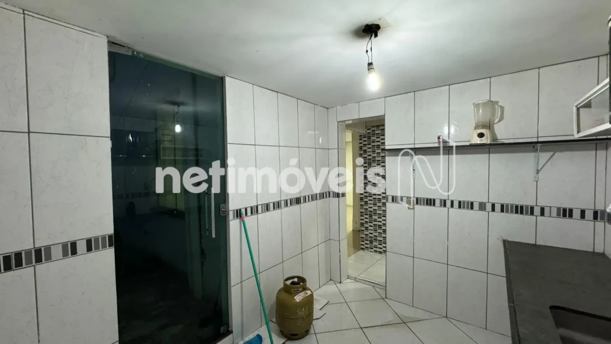 Ponto Comercial para Venda de área principal de 193.36 m² no bairro Centro