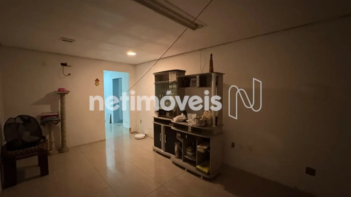 Ponto Comercial para Venda de área principal de 193.36 m² no bairro Centro