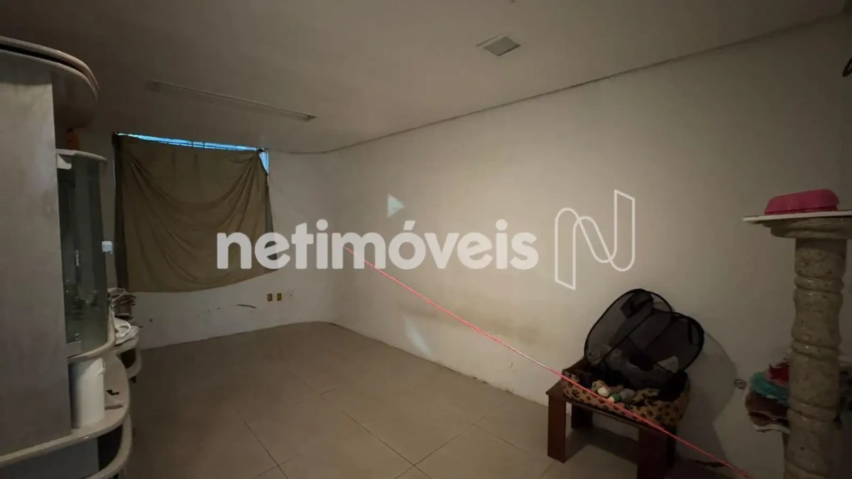 Ponto Comercial para Venda de área principal de 193.36 m² no bairro Centro