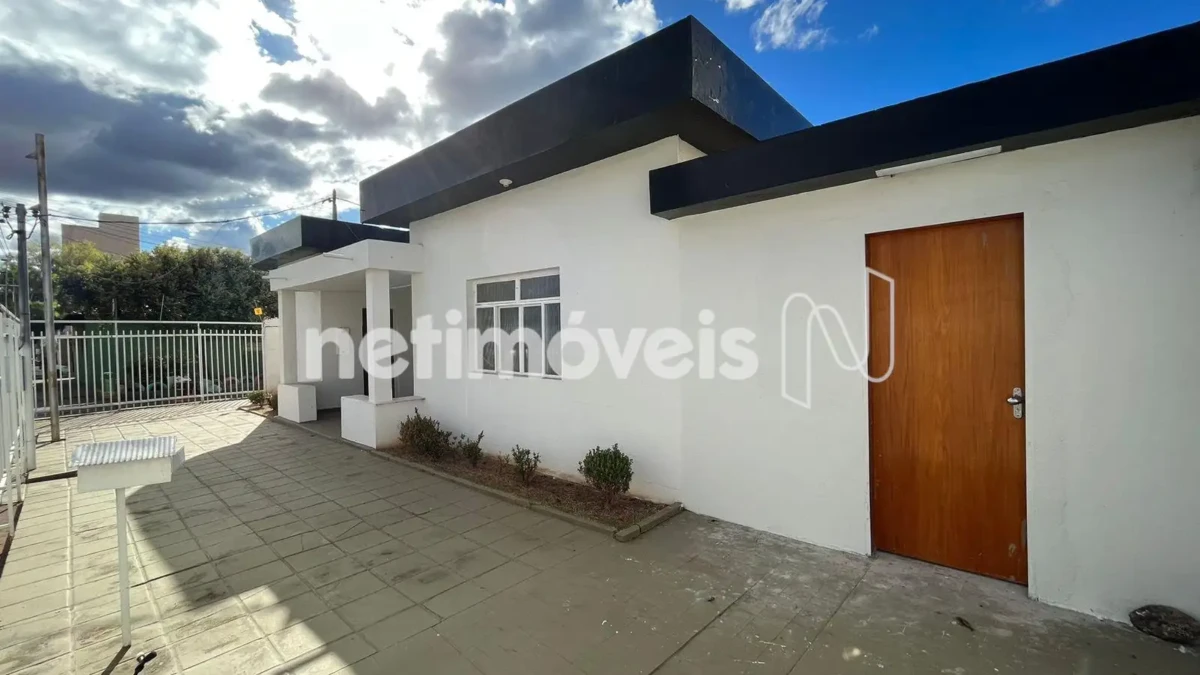 Casa para Venda com 3 quartos no bairro Centro