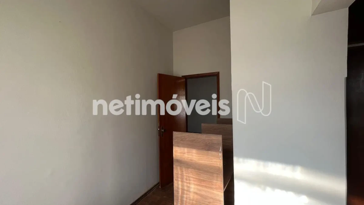 Casa para Venda com 3 quartos no bairro Centro