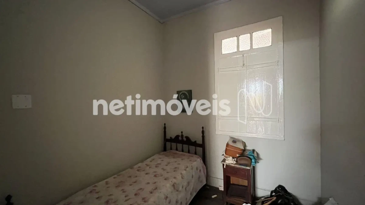 Casa para Venda com 4 quartos no bairro Centro