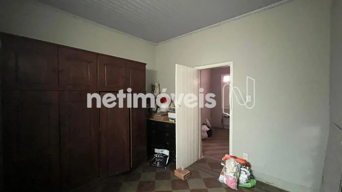 Casa para Venda com 4 quartos no bairro Centro