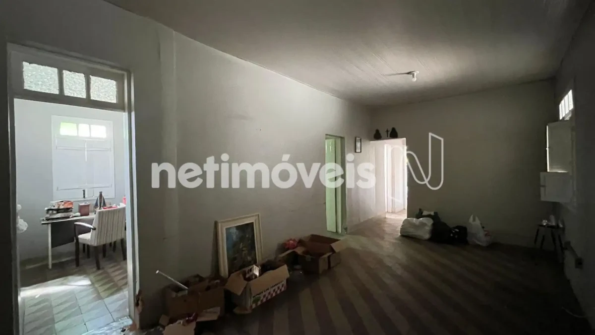 Casa para Venda com 4 quartos no bairro Centro