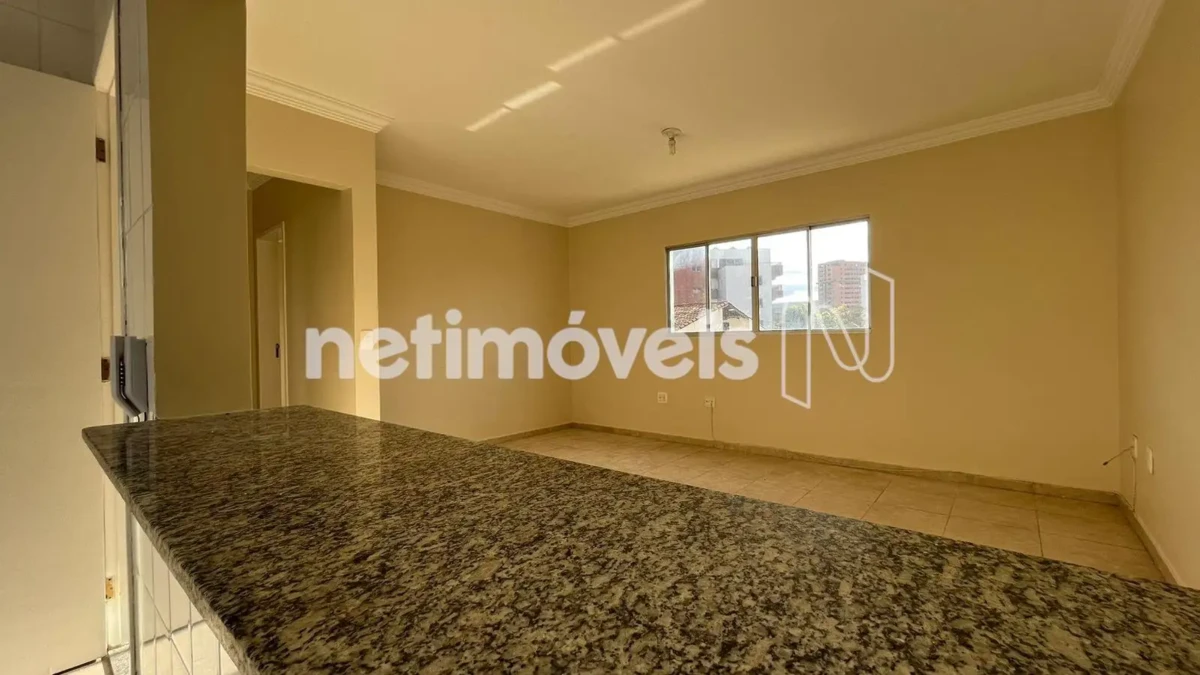 Apartamento para Venda com 2 quartos no bairro Centro