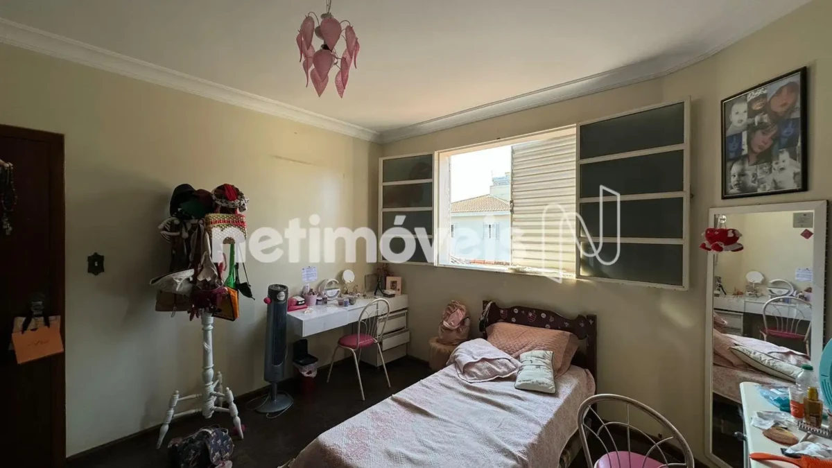 Casa para Venda com 5 quartos no bairro Vila Brasília