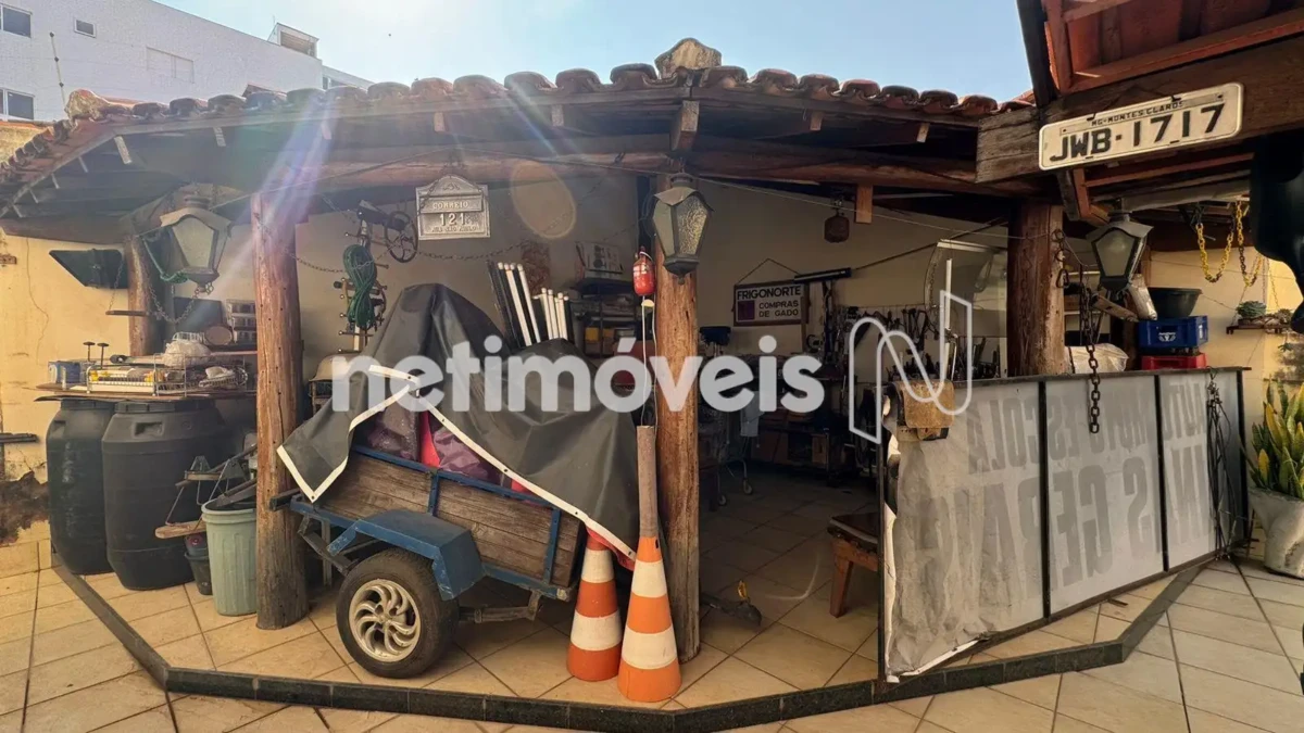 Casa para Venda com 5 quartos no bairro Vila Brasília