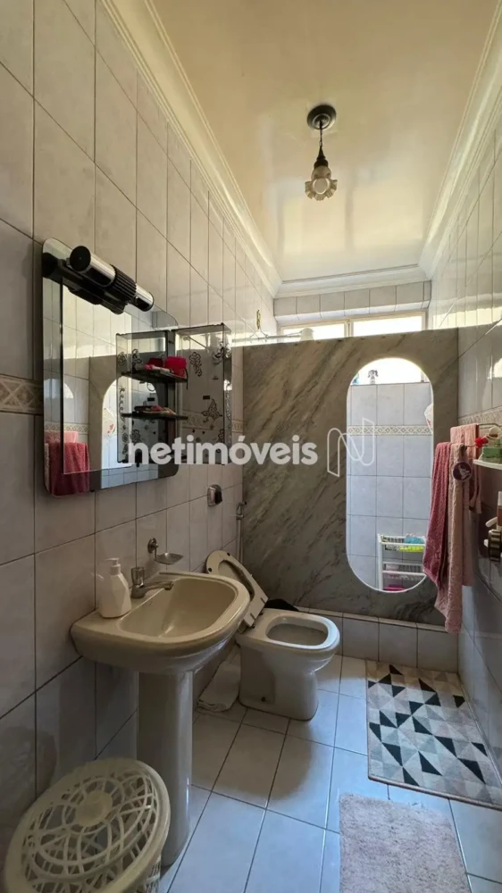 Casa para Venda com 5 quartos no bairro Vila Brasília