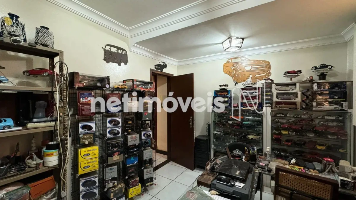 Casa para Venda com 5 quartos no bairro Vila Brasília