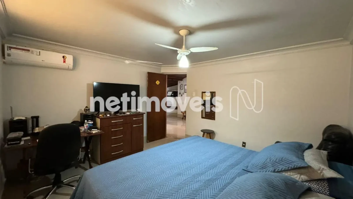 Casa para Venda com 5 quartos no bairro Vila Brasília