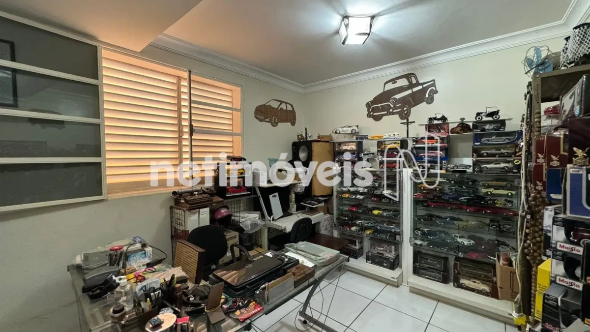 Casa para Venda com 5 quartos no bairro Vila Brasília