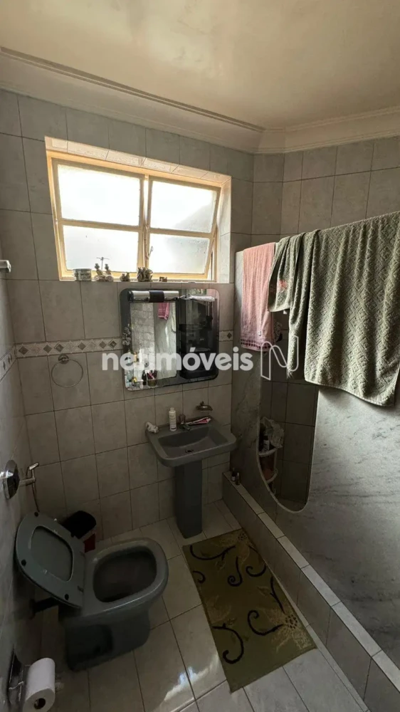 Casa para Venda com 5 quartos no bairro Vila Brasília