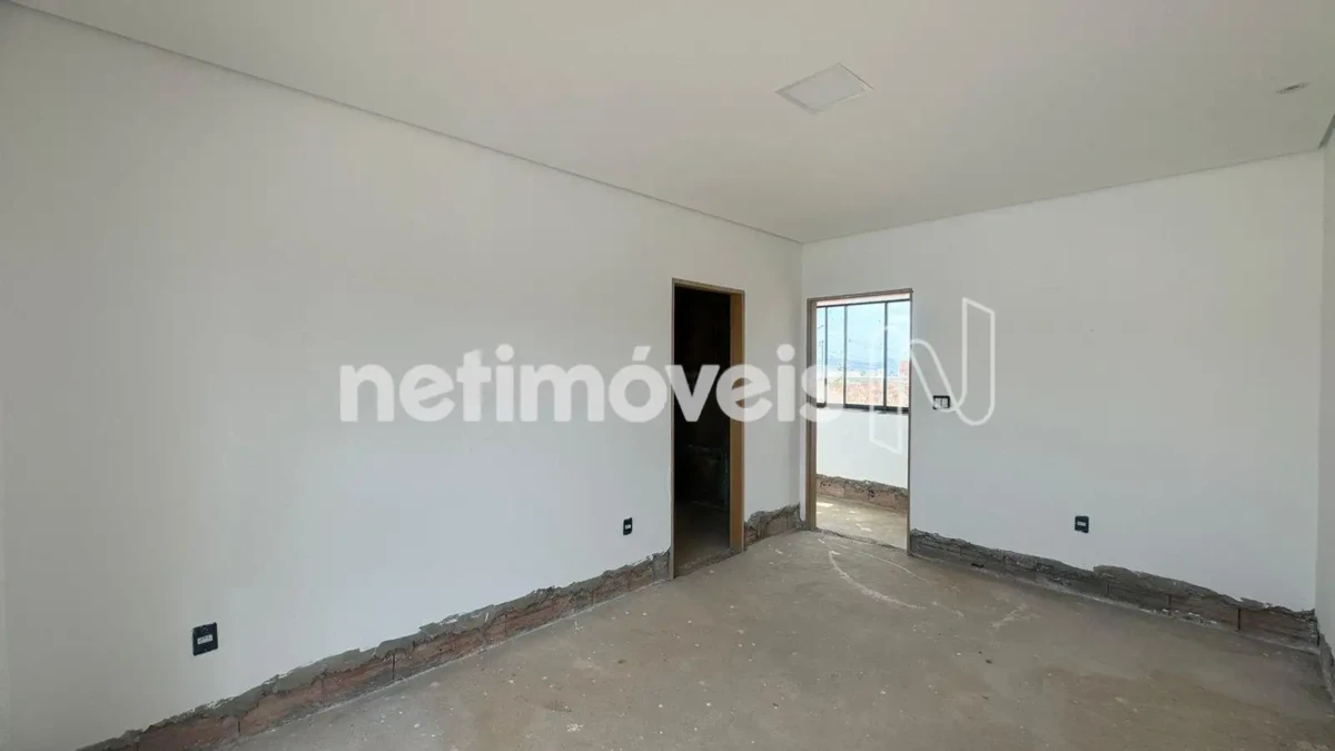 Casa para Venda com 4 quartos no bairro Residencial Sul Jacarandás